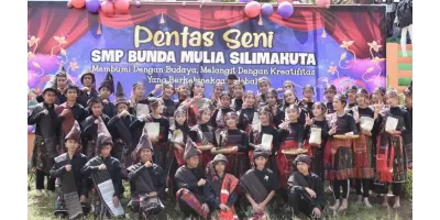 Pentas Seni
